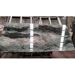 Marmer hijau jadeite